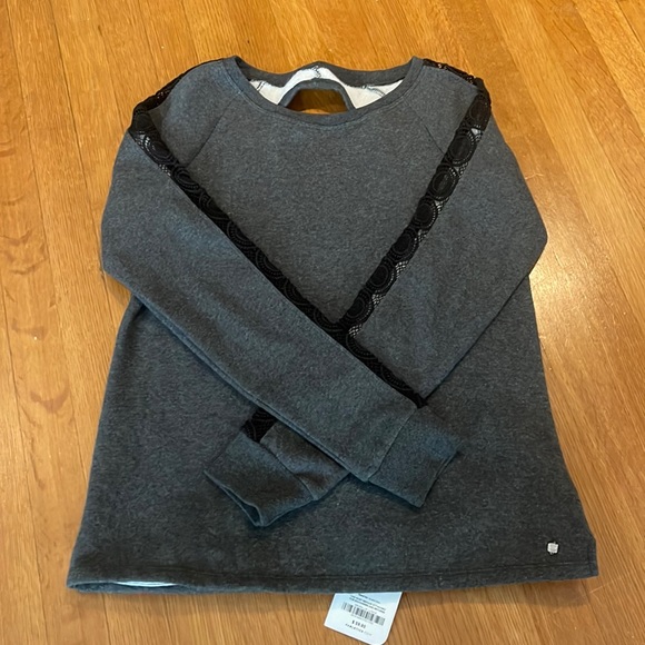 Fabletics Maura L/S The trim you’re in Sweater - Picture 2 of 2